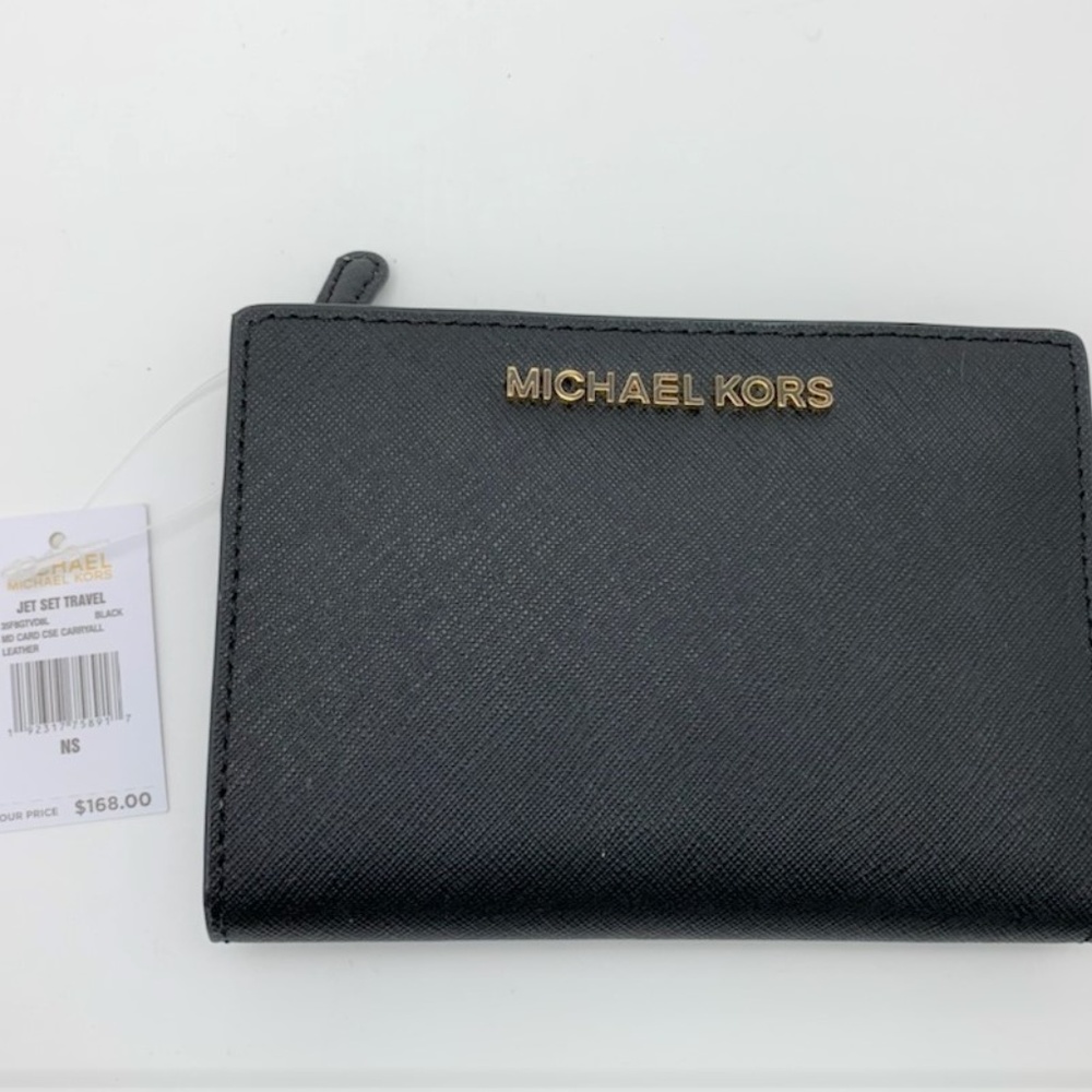 Michael Kors Jet Set Travel Card Case Carryall